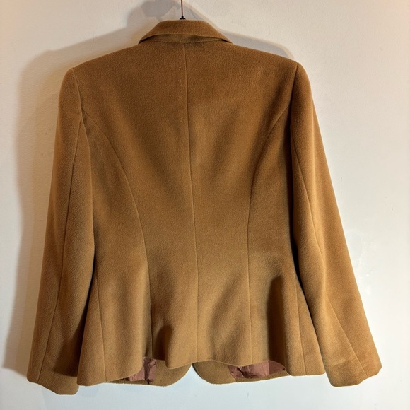Unbranded Women's Tan Blazer with Buckle Detail Shoulder Pads Lined with Pockets - Picture 5 of 7
